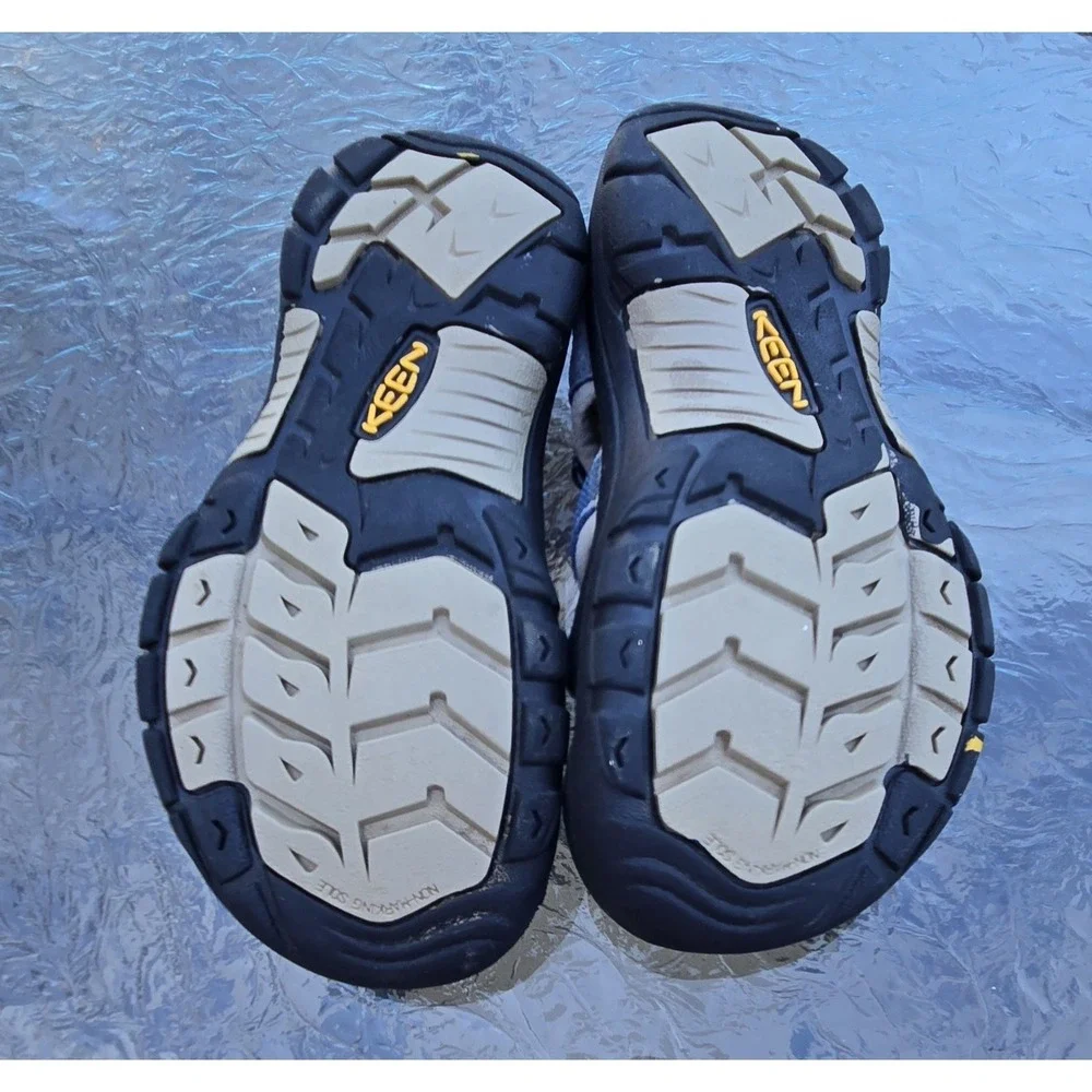 Keen Sandal Kids Size 1  Blue